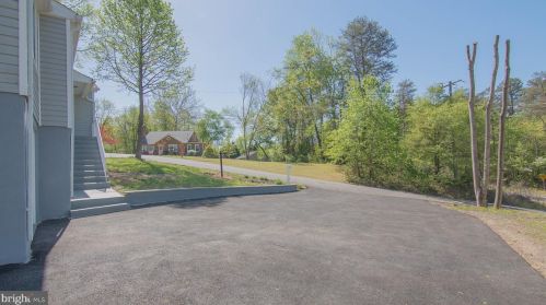 19214 Mockingbird Heights Rd, Triangle VA  22172-2207 exterior