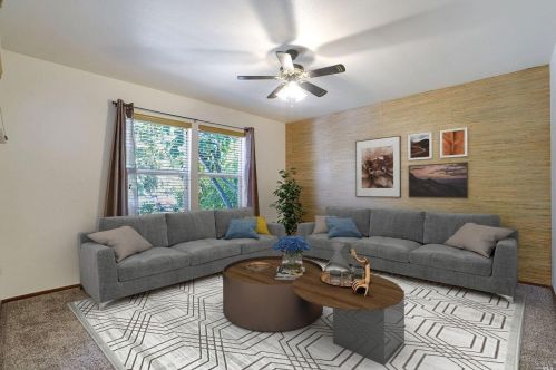 821 Twin Oaks Ln, Windsor, CA 95492-7510