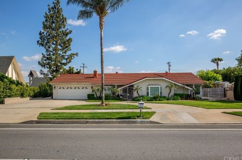 278 16th St, Upland, CA 91784-1903
