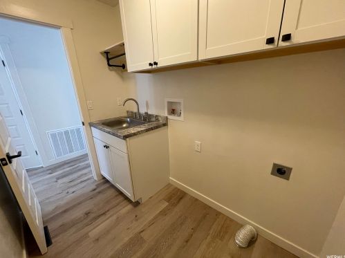 2103 900, Vernal UT  84078-8301 exterior