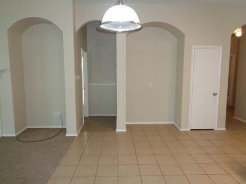 4904 Summer Rain Dr, Conroe TX  77303-2254 exterior