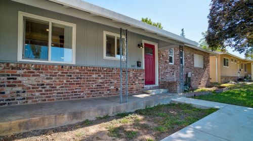 8869 Timm Ave, Fair Oaks, CA 95628-6327