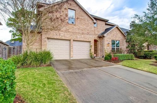 8219 Peppervine Ct, Conroe, TX 77385-1101