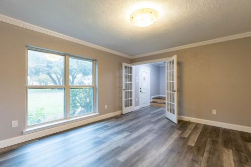 3910 Spring Meadow Ln, Lewisville TX  75028-1206 exterior