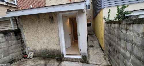 234 Christian St, Philadelphia PA  19147-4217 exterior