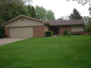 3355 Montlake Dr, Rockford, IL 61114-5518