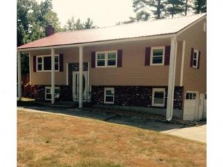 2 Shenandoah Ave, Londonderry, NH 03053-7428