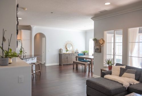 1 Lilac, Irvine CA  92618-6908 exterior