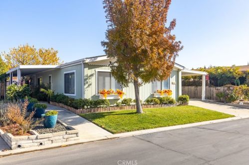 217 Lark Dr, Lake Nacimiento, CA 93446-4030