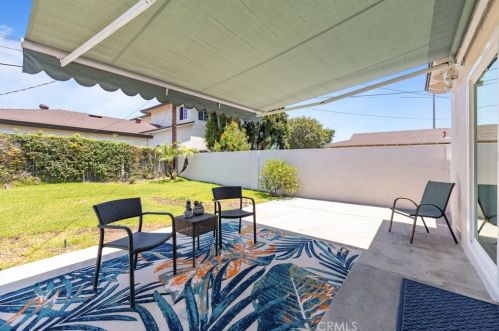 2427 Random Dr, Anaheim CA  92804-3455 exterior