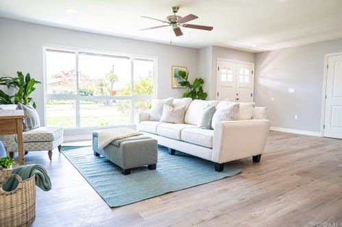 1237 Eisner Pl, Anaheim CA  92801-4704 exterior