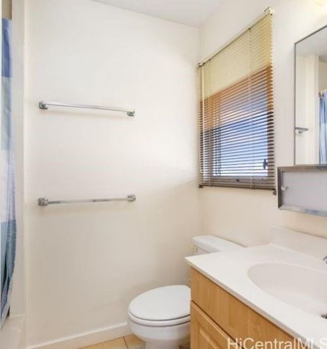 3422 George St, Honolulu HI  96815-4321 exterior