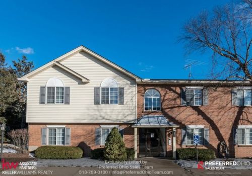 5232 Farm House Ln, Cincinnati, OH 45238-5289