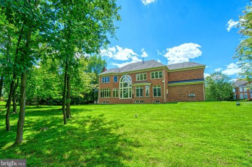 17038 Winning Colors Pl, Leesburg, VA 20176-6308