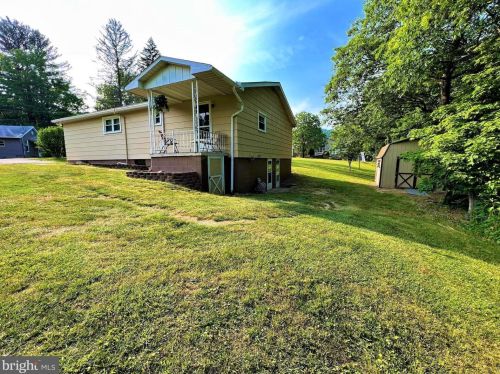 13004 Acre Ln, Cumberland, MD 21502-6957