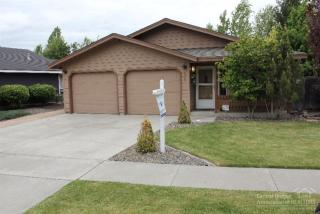 2420 Desert Willow Ct, Bend, OR 97701-8204
