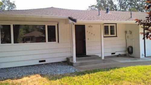 2205 Deerfield Ave, Redding, CA 96002-0433