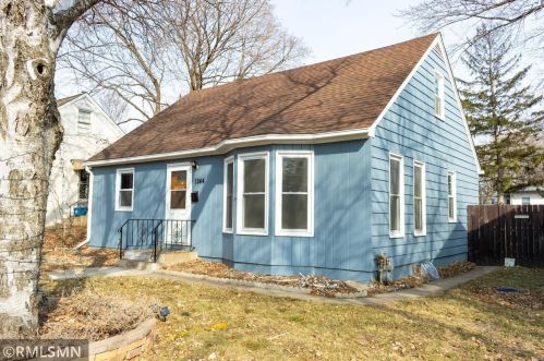 1244 Dale St, Saint Paul, MN 55117-4122