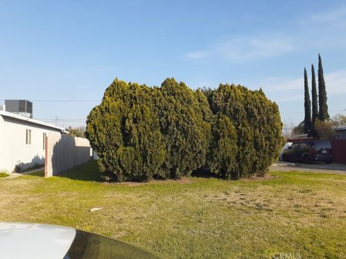 1694 Kippy Dr, Colton, CA 92324-1432
