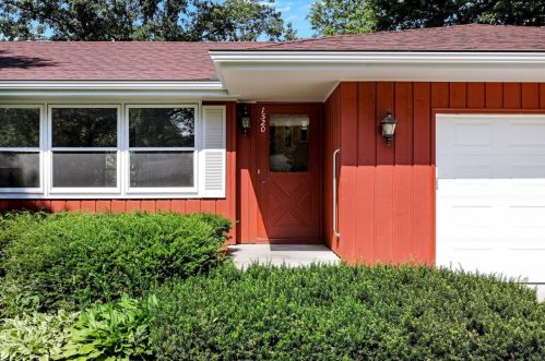1520 21st Ave, Saint Paul MN  55112-5536 exterior