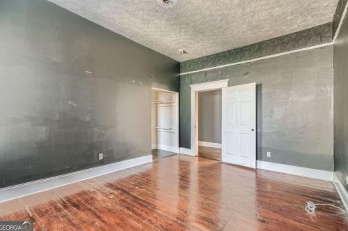 446 Holderness St, Atlanta GA  30310-1758 exterior