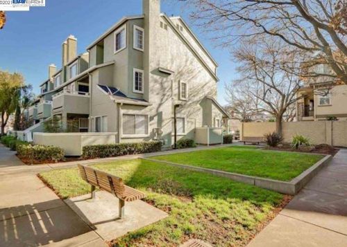 24626 Diamond Ridge Dr, Hayward, CA 94544-1384