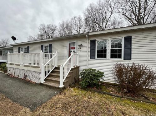 49 Colchester Cmns, Colchester, CT 06415-2137