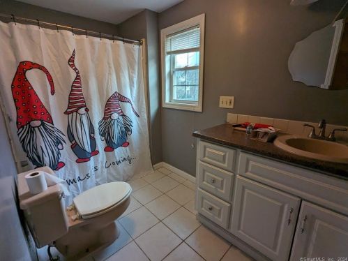 40 Hill St, Torrington CT  06790-5514 exterior