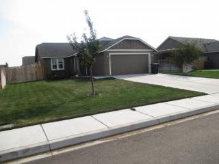 6406 Pacific Pines Dr, Pasco, WA 99301-5294