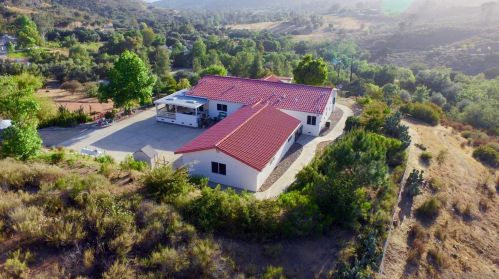 1285 Dehesa Ranch Rd, El Cajon, CA 92019-1719