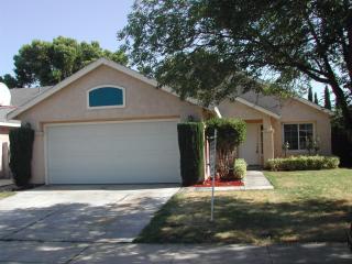 1208 Almaden Way, Modesto, CA 95358-6989