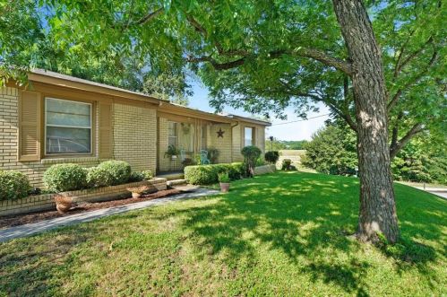 5317 Red Bud Ln, Fort Worth TX  76114-4355 exterior