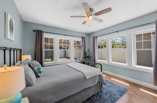 2253 6th Ave, Fort Worth TX  76110-1807 exterior