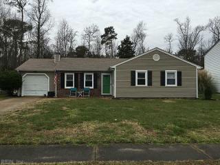215 Eastlawn Dr, Hampton, VA 23664-1846