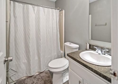 2856 Baker Ridge Dr, Atlanta GA  30318-7227 exterior