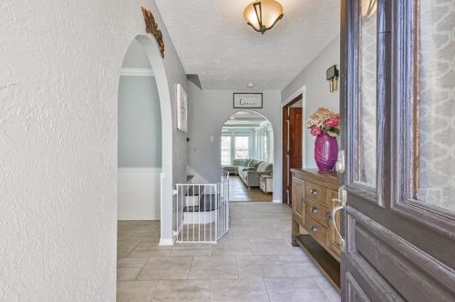 1207 Longledge Dr, Taylor Lake Village, TX 77586-4115