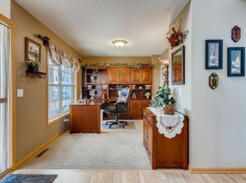 8028 Greenbriar Ln, Saint Paul MN  55125-8472 exterior