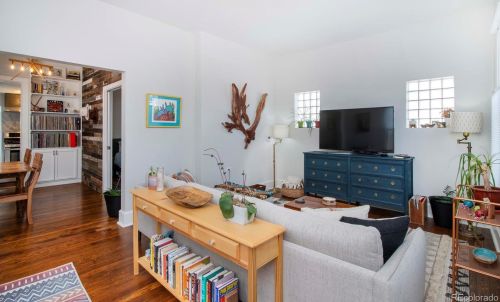 4877 Perry St, Denver, CO 80212-2628