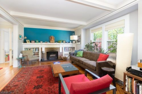 26 North Ter, Maplewood NJ  07040-1380 exterior