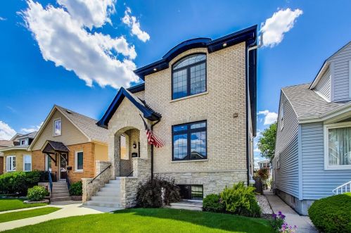 4032 Ottawa Ave, Chicago, IL 60706-7223