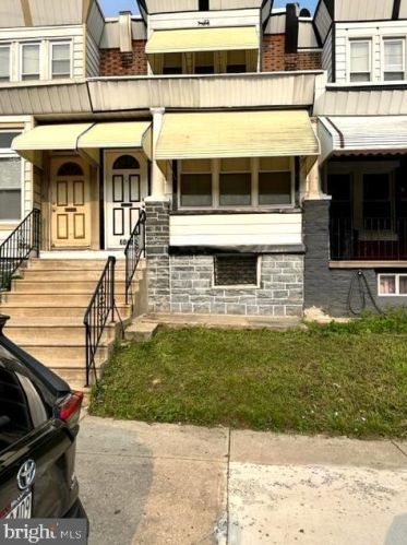 6047 21st St, Philadelphia, PA 19138-2401