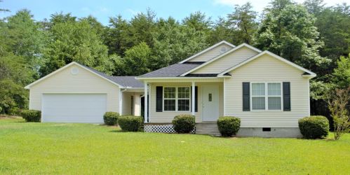 585 White Oak Estates Cir, Harlem, GA 30824-3519