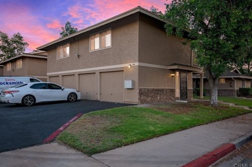 955 Amistad Pl, El Cajon, CA 92019-3396