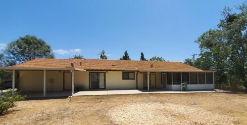 6842 Westhill Rd, Valley Springs, CA 95252-8721