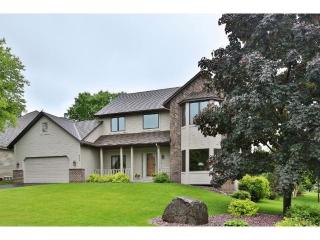 4006 Deerwood Trl, Saint Paul, MN 55122-1888