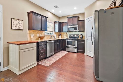 95 Cliffhaven Cir, Newnan GA  30263-5773 exterior