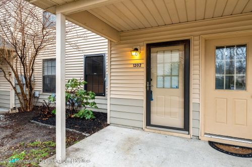 1202 Dahlia Ct, Jackson Twp, NJ 08527-4160
