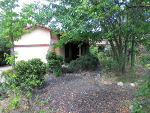 1863 Pineland Ct, Redding, CA 96002-0346