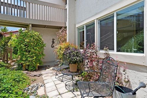 903 Caminito Estrada, Carlsbad CA  92011-2412 exterior