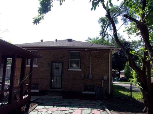 417 Broadview Ave, Hillside, IL 60162-1311